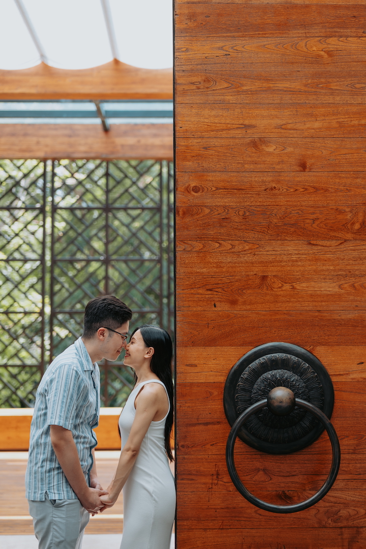 Pregnant Portrait of Vasana Studio Google Review